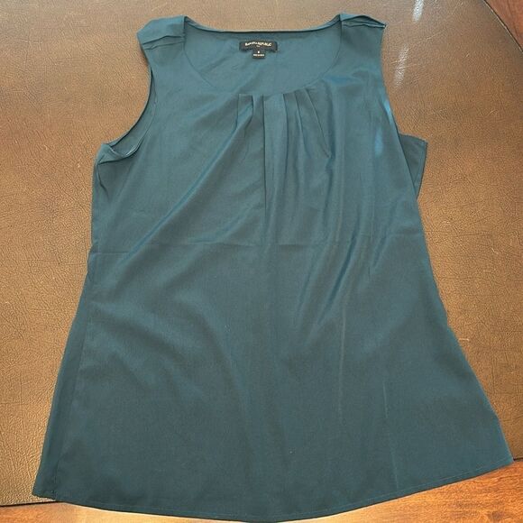 Banana Republic Green Blouse - Picture 1 of 3